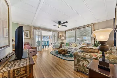201 Jacaranda Drive, Leesburg, FL 34748 - Photo 6
