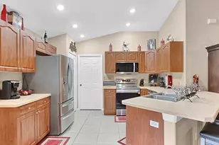 252 Dirksen Dr, Debary, FL 32713 - Photo 4