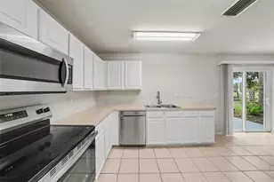 13939 Jacobson Dr, Odessa, FL 33556 - Photo 6