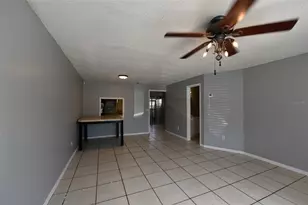 1621 Sandy Point Square, Orlando, FL 32807 - Photo 10
