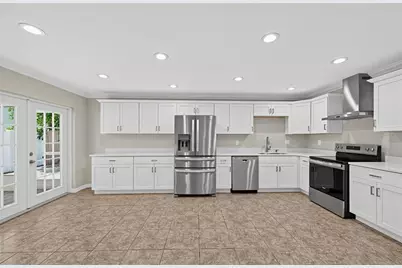 915 Seminole Boulevard, Tarpon Springs, FL 34689 - Photo 10