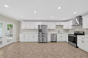 915 Seminole Blvd, Tarpon Springs, FL 34689 - Photo 10