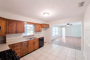 1310 SE 38th Ct, Ocala, FL 34471 - Photo 6
