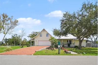 1612 20th Avenue W, Palmetto, FL 34221 - Photo 2