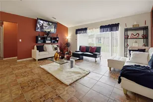 672 Basingstoke Ct, Kissimmee, FL 34758 - Photo 12