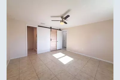 145 Dartmouth Drive NW, Port Charlotte, FL 33952 - Photo 4