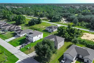 1403 Kissimmee Ct, Poinciana, FL 34759 - Photo 4