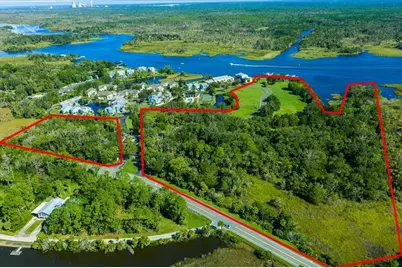 2825 N Rivers Edge Boulevard, Crystal River, FL 34429 - Photo 1
