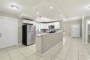 3001 N 52nd St, Tampa, FL 33619 - Photo 12