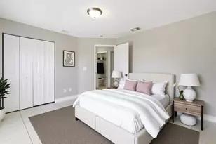 3001 N 52nd St, Tampa, FL 33619 - Photo 8
