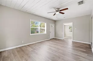 1412 E Annie St, Tampa, FL 33612 - Photo 8