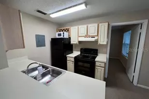 2585 Grassy Point Dr, Lake Mary, FL 32746 - Photo 16