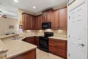 2137 Velvet Leaf Dr, Ocoee, FL 34761 - Photo 2