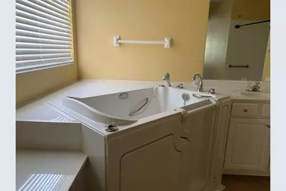 6738 Vista Park Boulevard, Orlando, FL 32829 - Photo 12