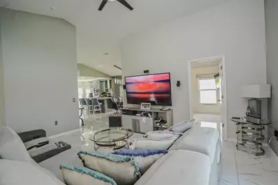 550 Fox Loop, Davenport, FL 33837 - Photo 4