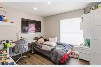 7826 Barberry Drive, Orlando, FL 32835 - Photo 12