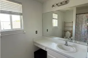 8103 Tar Hollow Dr, Gibsonton, FL 33534 - Photo 12