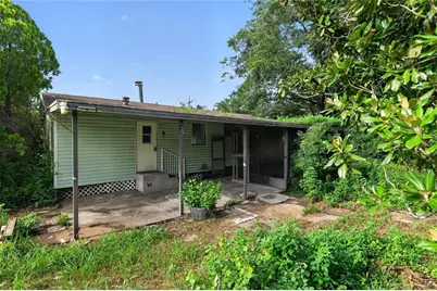 9550 Silverbend Drive, Dade City, FL 33525 - Photo 2