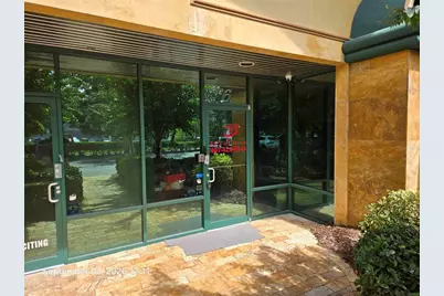 6881 Kingspointe Parkway #6, Orlando, FL 32819 - Photo 6