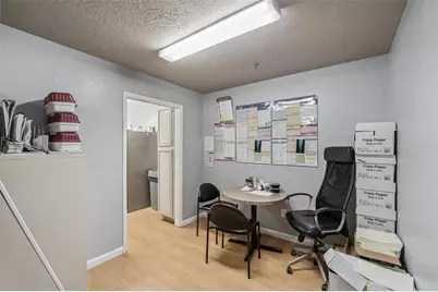 6881 Kingspointe Parkway #6, Orlando, FL 32819 - Photo 16