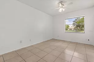 6921 Longmeade Ln, Orlando, FL 32822 - Photo 12