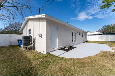 4401 Shore Acres Boulevard NE, Saint Petersburg, FL 33703 - Photo 38