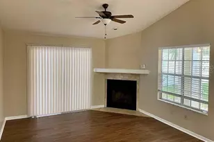 128 Meadow Blvd, Sanford, FL 32771 - Photo 2