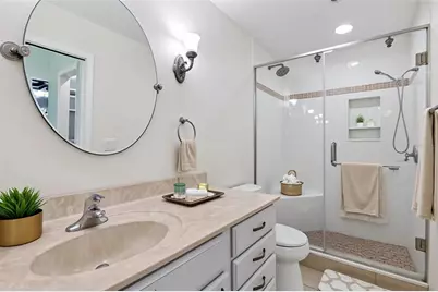 402 Valencia Circle, Oviedo, FL 32765 - Photo 14