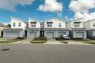 1076 Spring Palms Loop, Orlando, FL 32828 - Photo 2