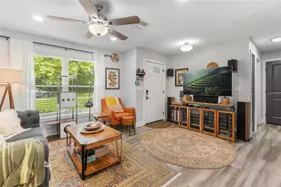 3212 Oranole Rd, Orlando, FL 32810 - Photo 2
