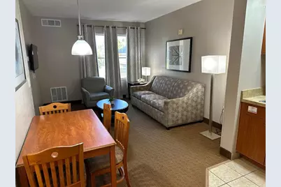 7601 Canada Avenue #201, Orlando, FL 32819 - Photo 2