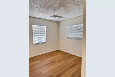 3218 68th Avenue N, Saint Petersburg, FL 33702 - Photo 22