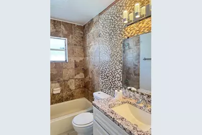 3218 68th Avenue N, Saint Petersburg, FL 33702 - Photo 8
