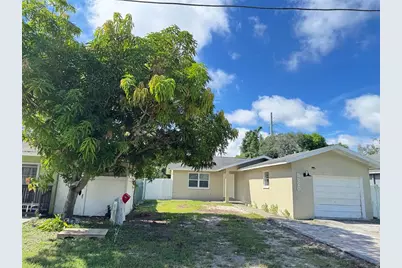 3218 68th Avenue N, Saint Petersburg, FL 33702 - Photo 1