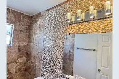 3218 68th Avenue N, Saint Petersburg, FL 33702 - Photo 20