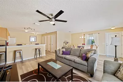8221 SE 169th Palownia Loop, The Villages, FL 32162 - Photo 4