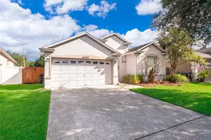 10457 Andover Point Cir, Orlando, FL 32825 - Photo 2