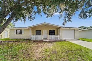 10036 Glen Moor Ln, Port Richey, FL 34668 - Photo 1