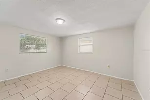 10036 Glen Moor Ln, Port Richey, FL 34668 - Photo 12