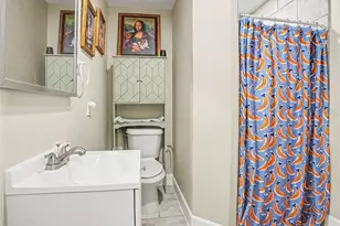 315 Amador Cir, Orlando, FL 32810 - Photo 14