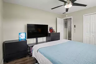 315 Amador Cir, Orlando, FL 32810 - Photo 16