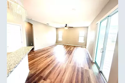 35006 Long Island Court, Zephyrhills, FL 33541 - Photo 6