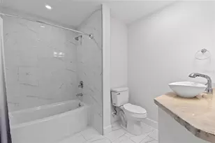 805 Leisey Cir, Ruskin, FL 33570 - Photo 24