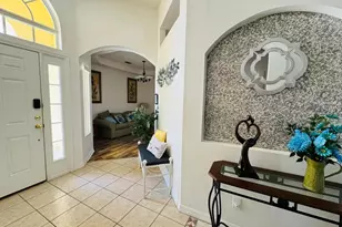 400 Montara Dr, Davenport, FL 33897 - Photo 2