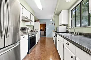 2323 View Way, Lakeland, FL 33810 - Photo 10