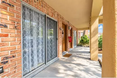 484 Banyon Tree Circle #100, Maitland, FL 32751 - Photo 4