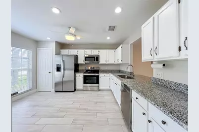 900 W Charing Cross Circle, Lake Mary, FL 32746 - Photo 14