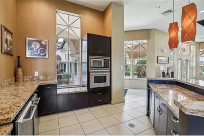 5536 Metrowest Boulevard #8-311, Orlando, FL 32811 - Photo 8