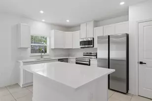 604 Del Aire Ct, Kissimmee, FL 34758 - Photo 6