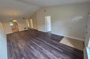 294 Lovell Ln, Apopka, FL 32703 - Photo 2